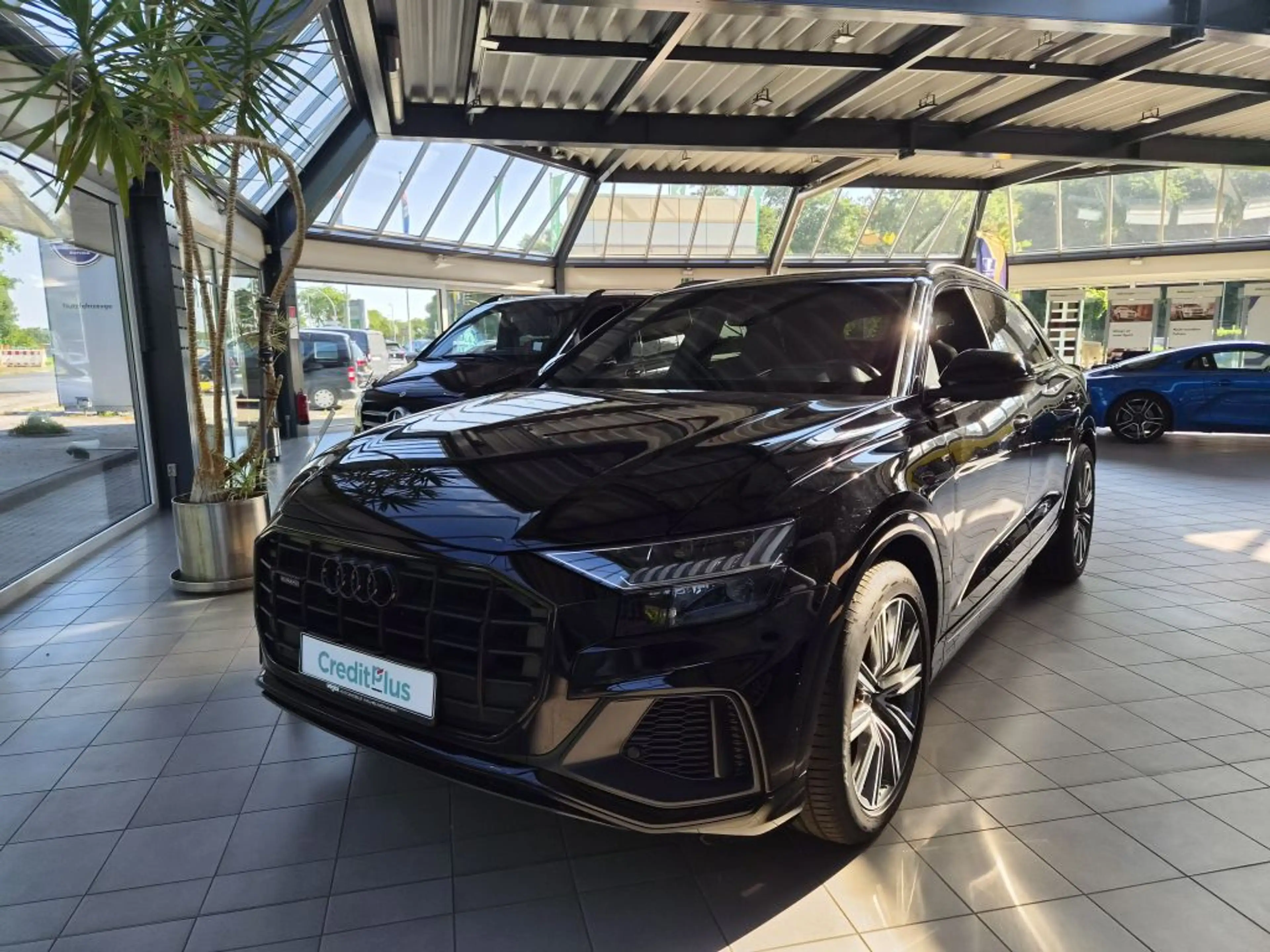 Audi Q8 50 TDI quattro tiptronic — photo 3