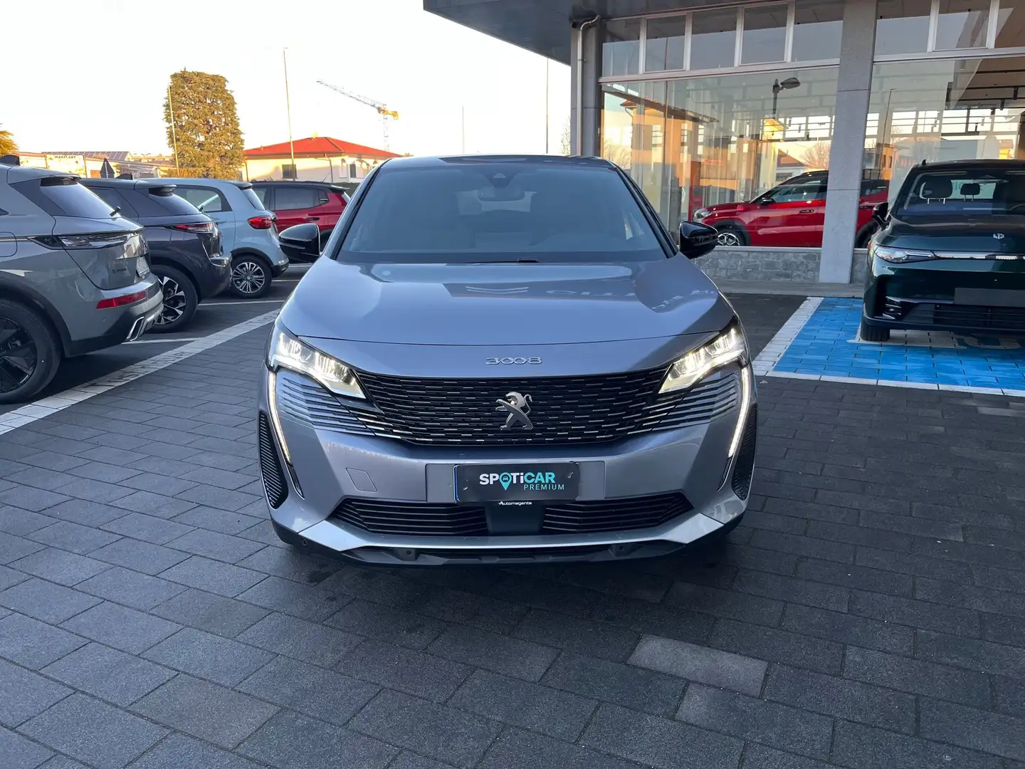 Peugeot 3008 1.6 Plug In Hybrid 300cv 4x4 ALLURE PACK DEMO Grigio - 2