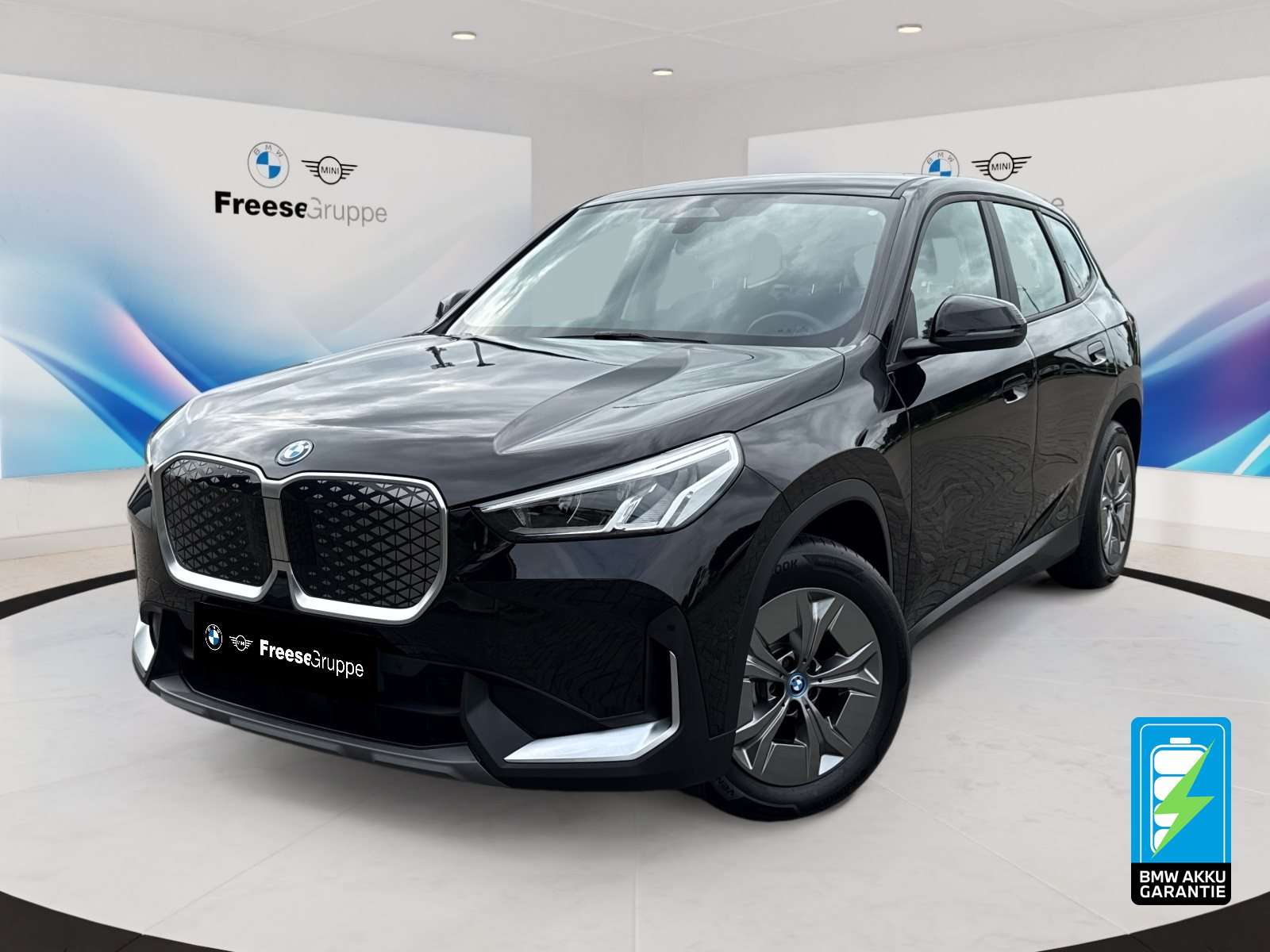 BMW iX1