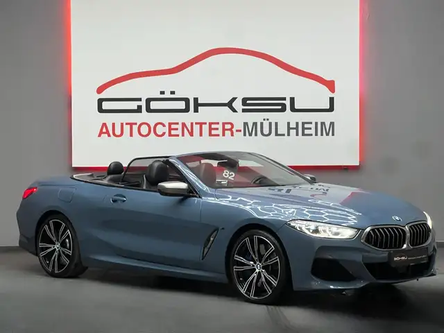 BMW 8 Series view 4