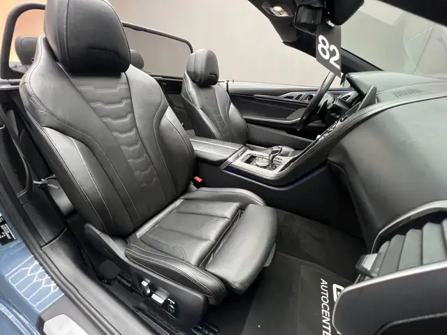BMW 8 Series view 14