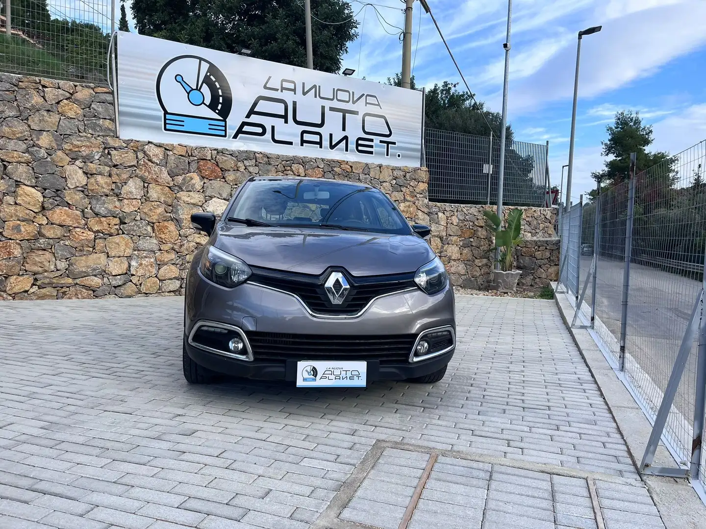 Renault Captur Captur 1.5 dci Intens (energy r-link) 90cv E6 Grigio - 1