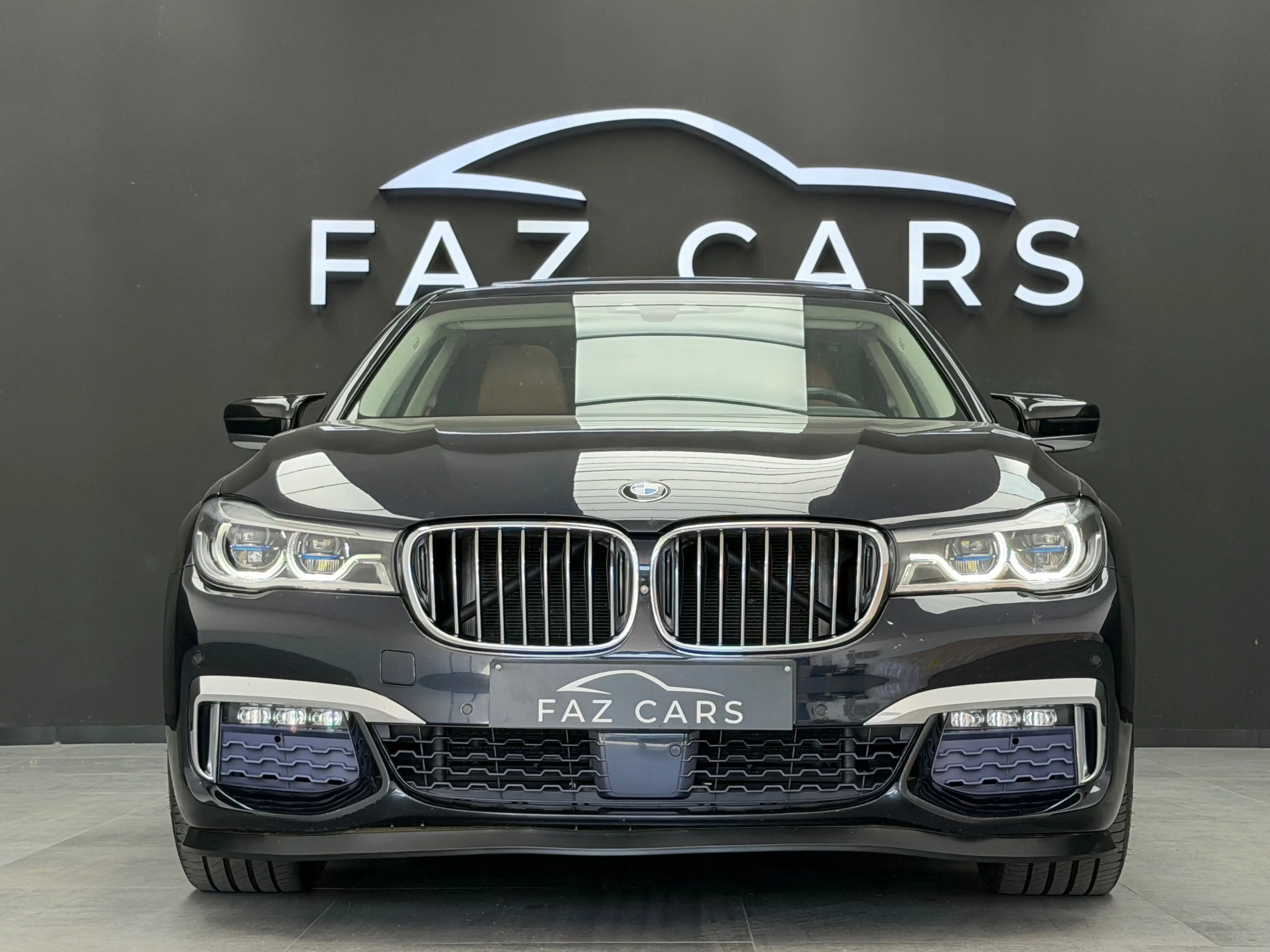 BMW 740 eAS Plug-In Hybrid * PACK M + FULL OPTIONS + GARANTIE * — photo 2
