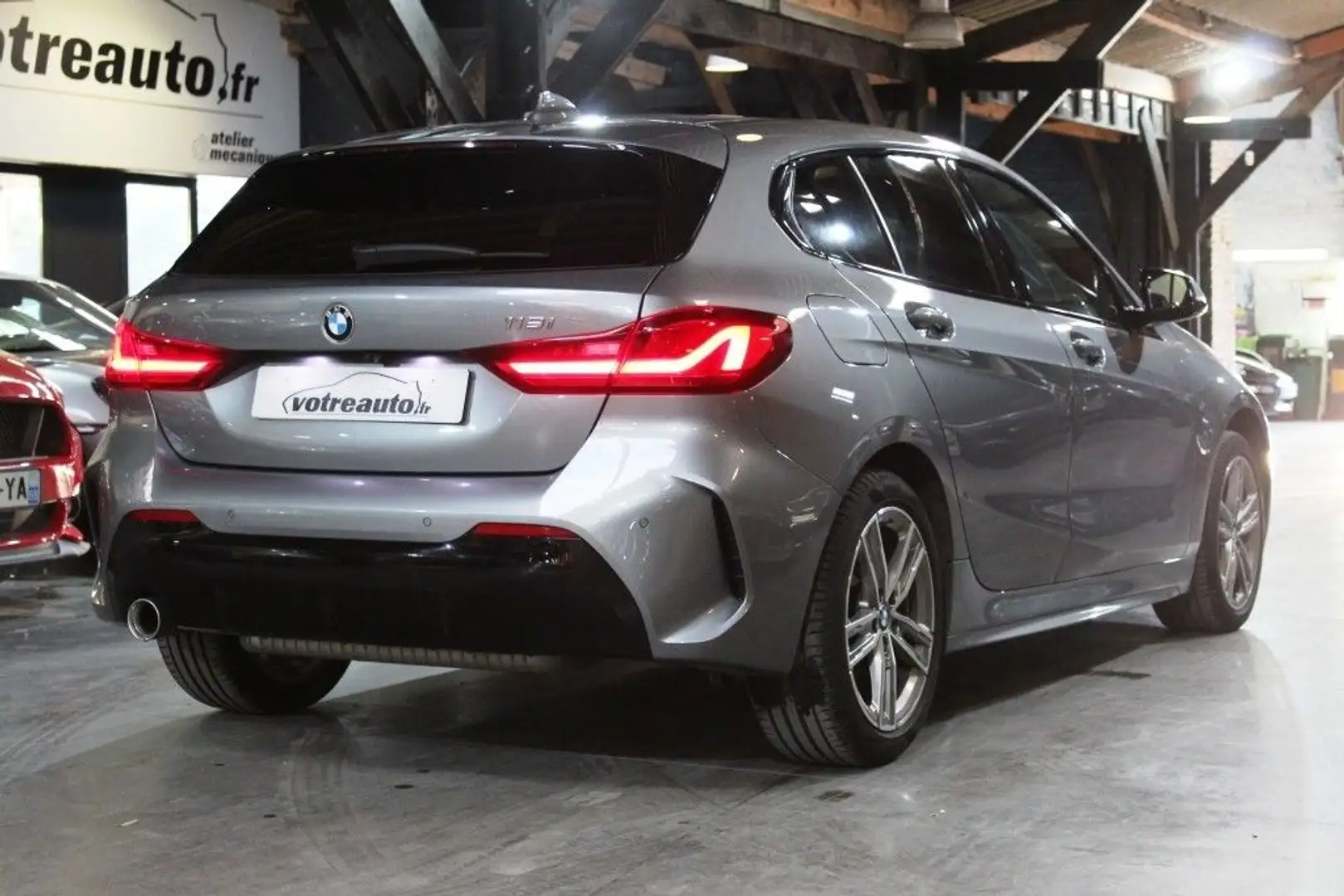 BMW 118 (F40) 118I M SPORT DKG7 Grau - 2