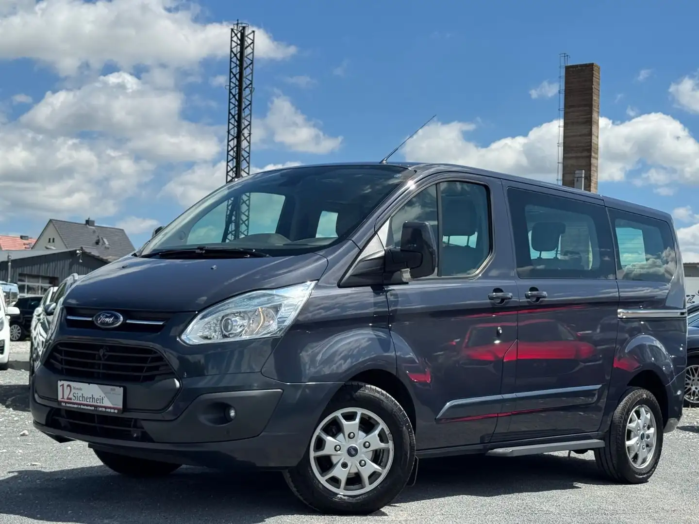Ford Tourneo Custom Kombi 300 L1 Titanium 8 SITZE Grau - 1