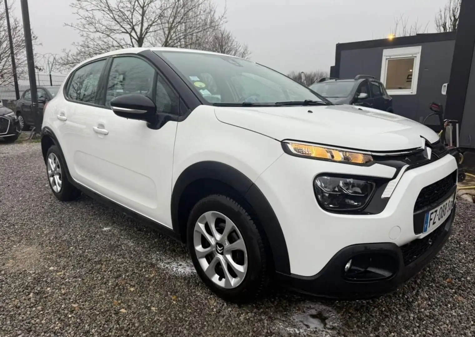 Citroen C3 Citroën BLUEHDI 100 S&S BVM6 FEEL 1 ERE MAIN Blanc - 1