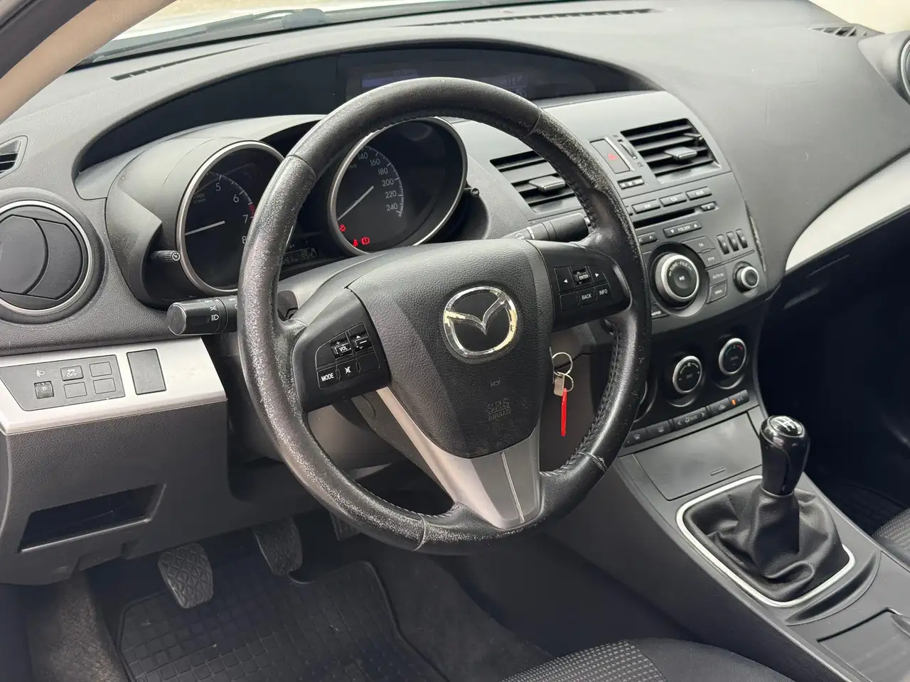 Mazda 3 Center-Line – Bild 11