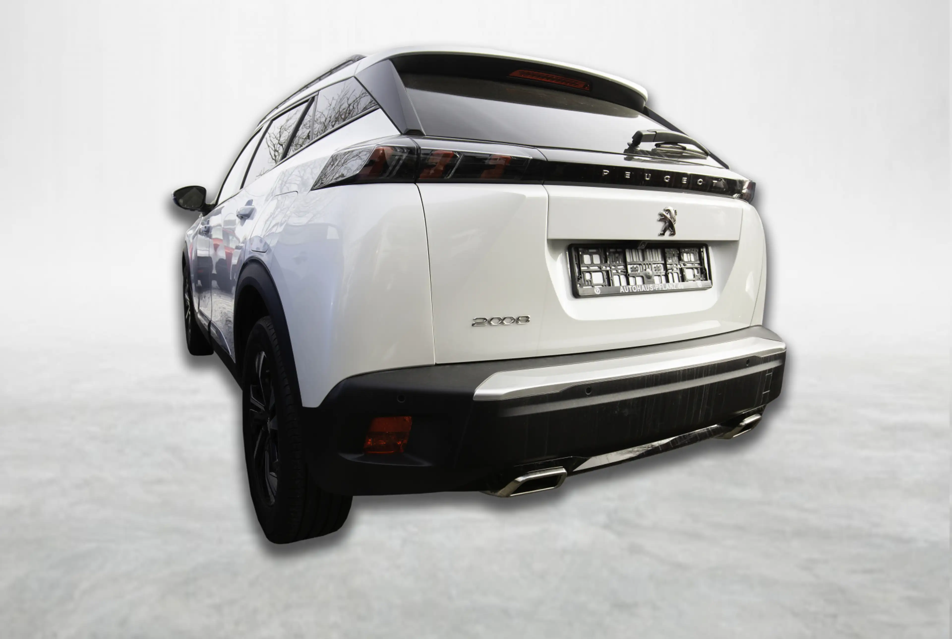 Peugeot 2008 Allure Pack PureTech 130 EAT8 *DAB*MIRROR-SCREEN* — photo 3