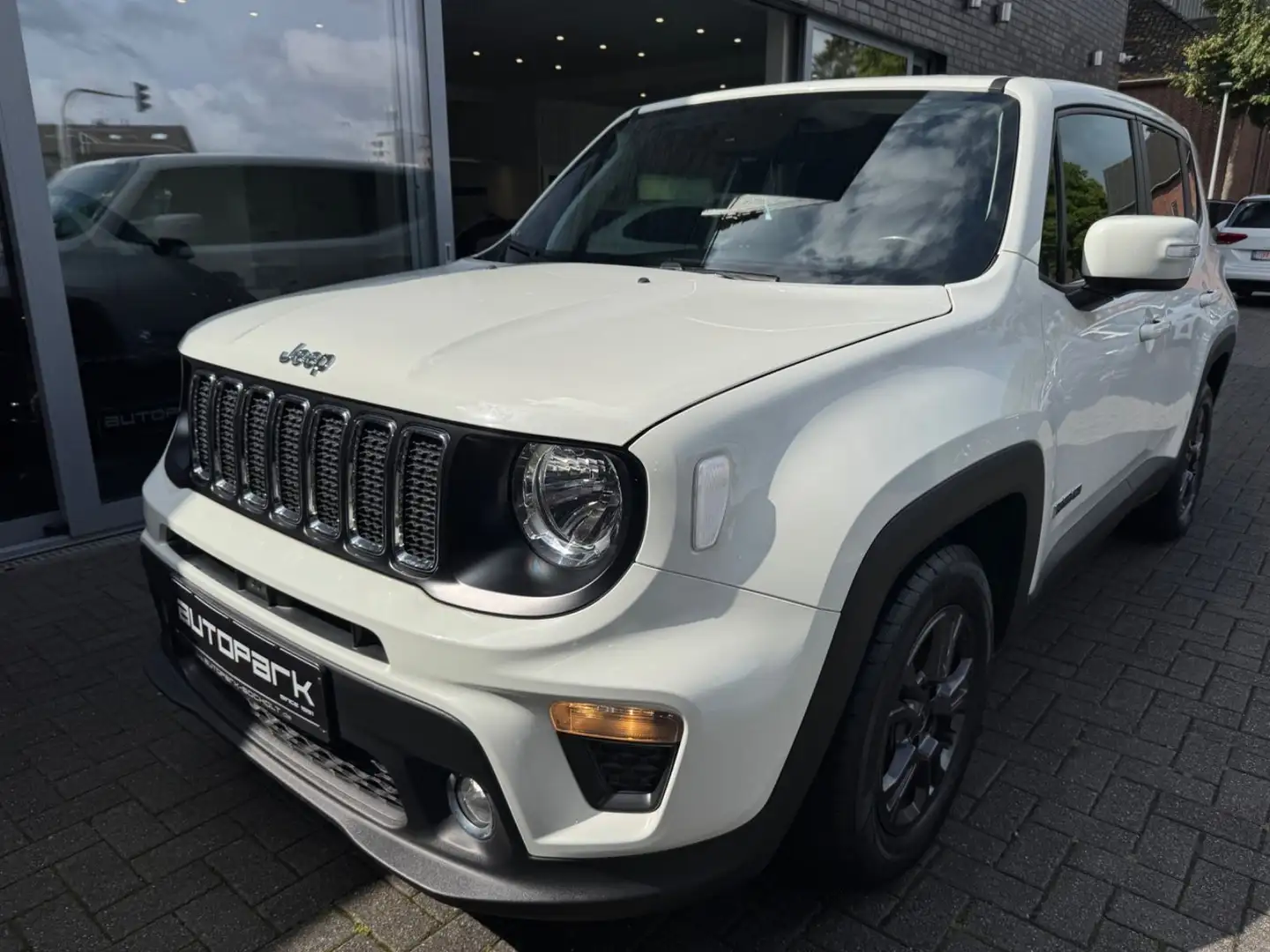 Jeep Renegade Longitude FWD LenkHeiz LED AHK 1.HAND Blanc - 1
