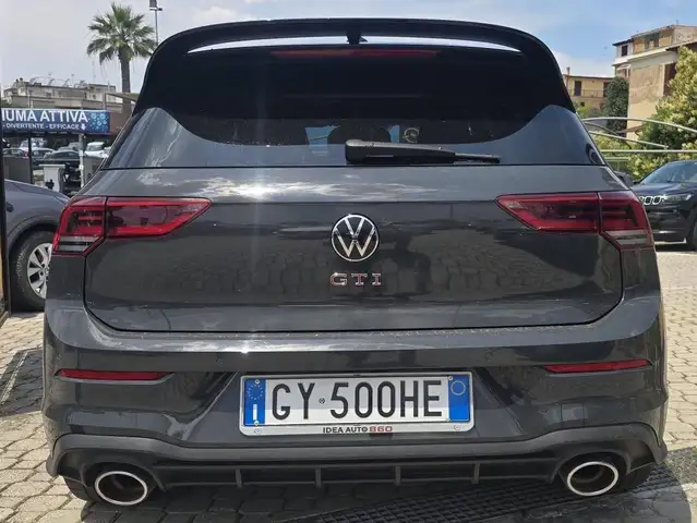 Volkswagen Golf view 5