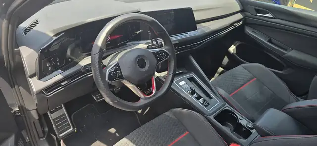 Volkswagen Golf view 12
