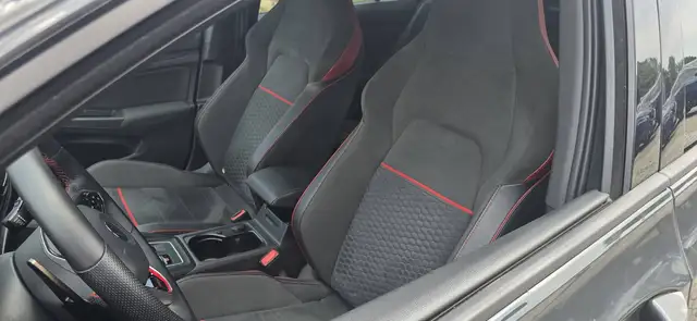 Volkswagen Golf view 15