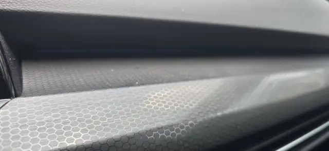 Volkswagen Golf view 13