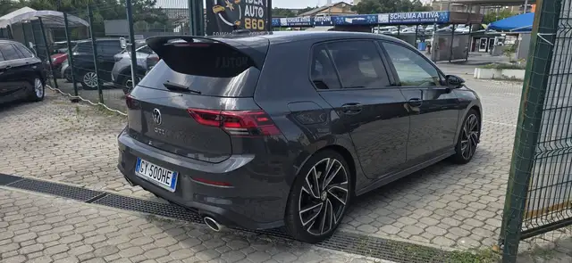 Volkswagen Golf view 6