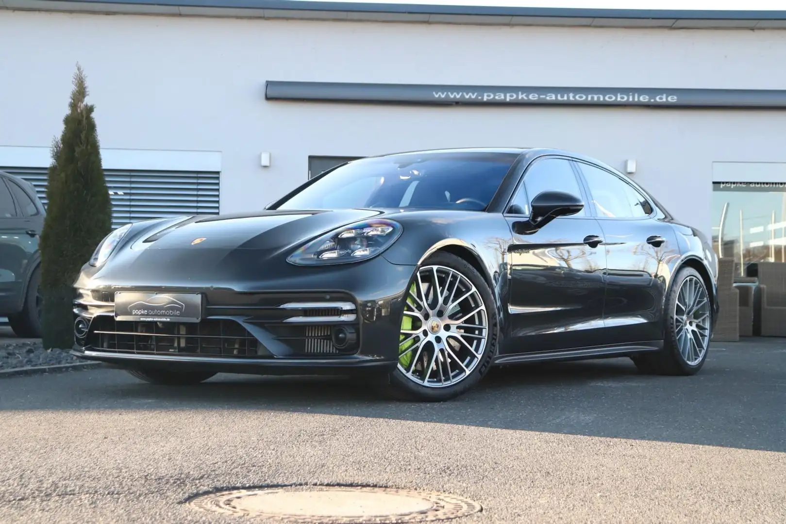 Porsche Panamera Turbo S E-Hybrid +MASSAGE+PANO+HEAD-UP+ Grau - 2
