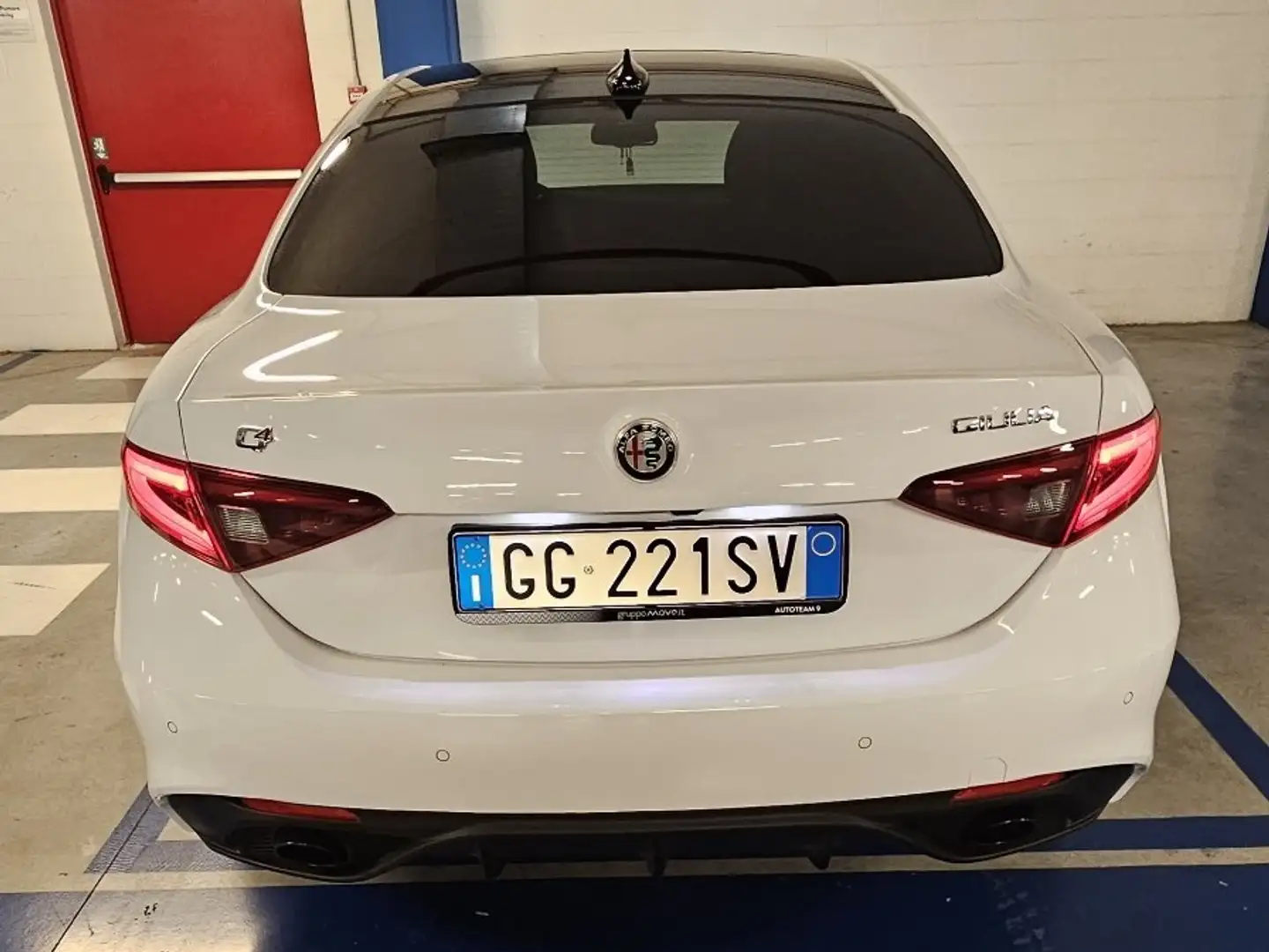 Alfa Romeo Giulia 2.2 t Veloce Q4 210cv auto Bianco - 2