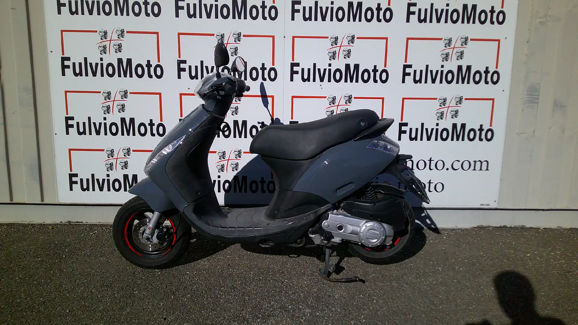 Piaggio Zip 50 Gris - 1