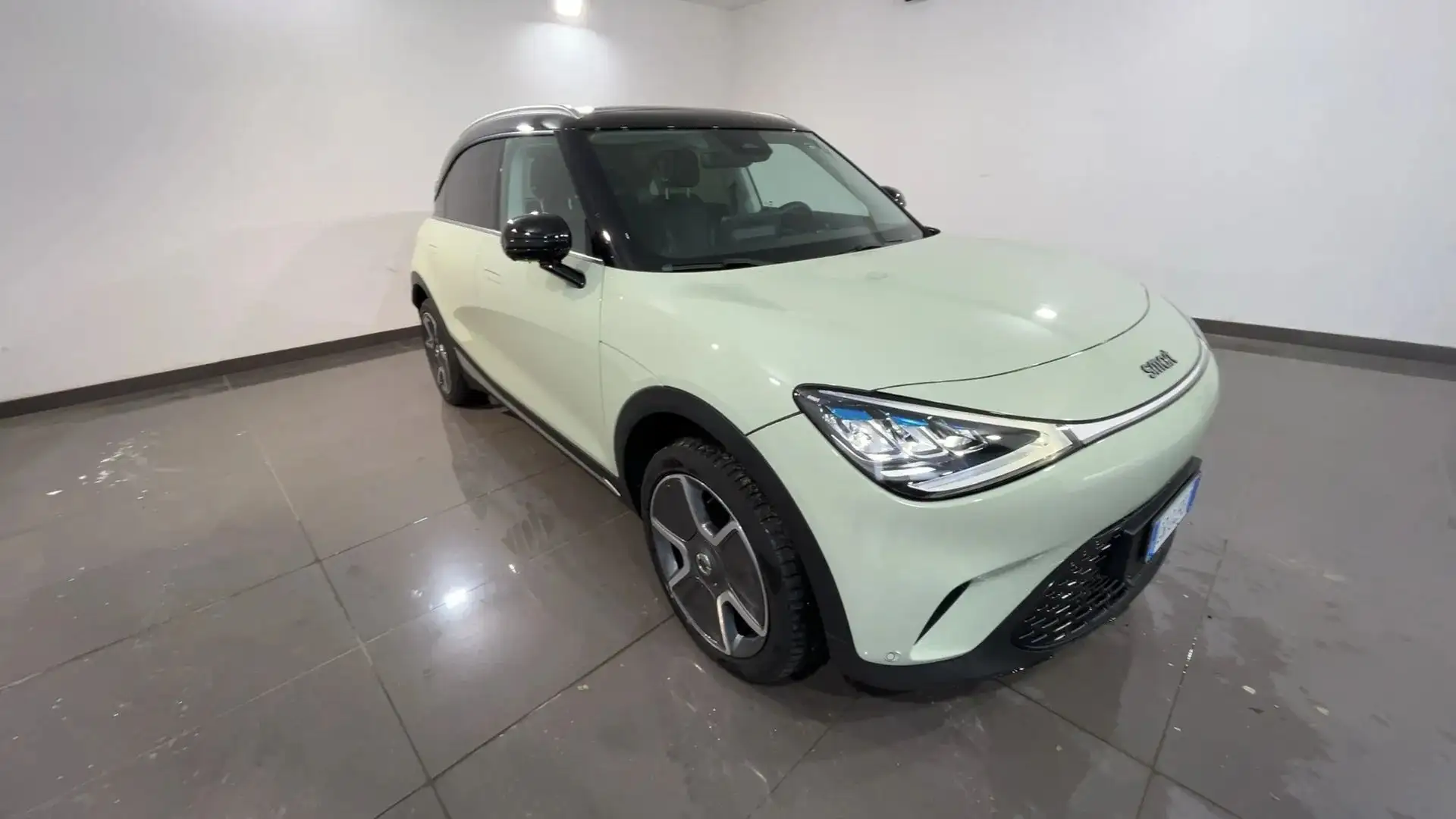 smart #1 #1 22kW Auto Grün - 1