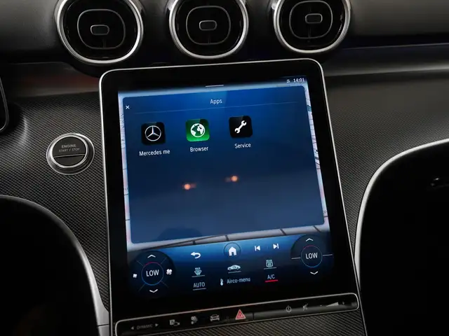 Mercedes-Benz C-Class view 14