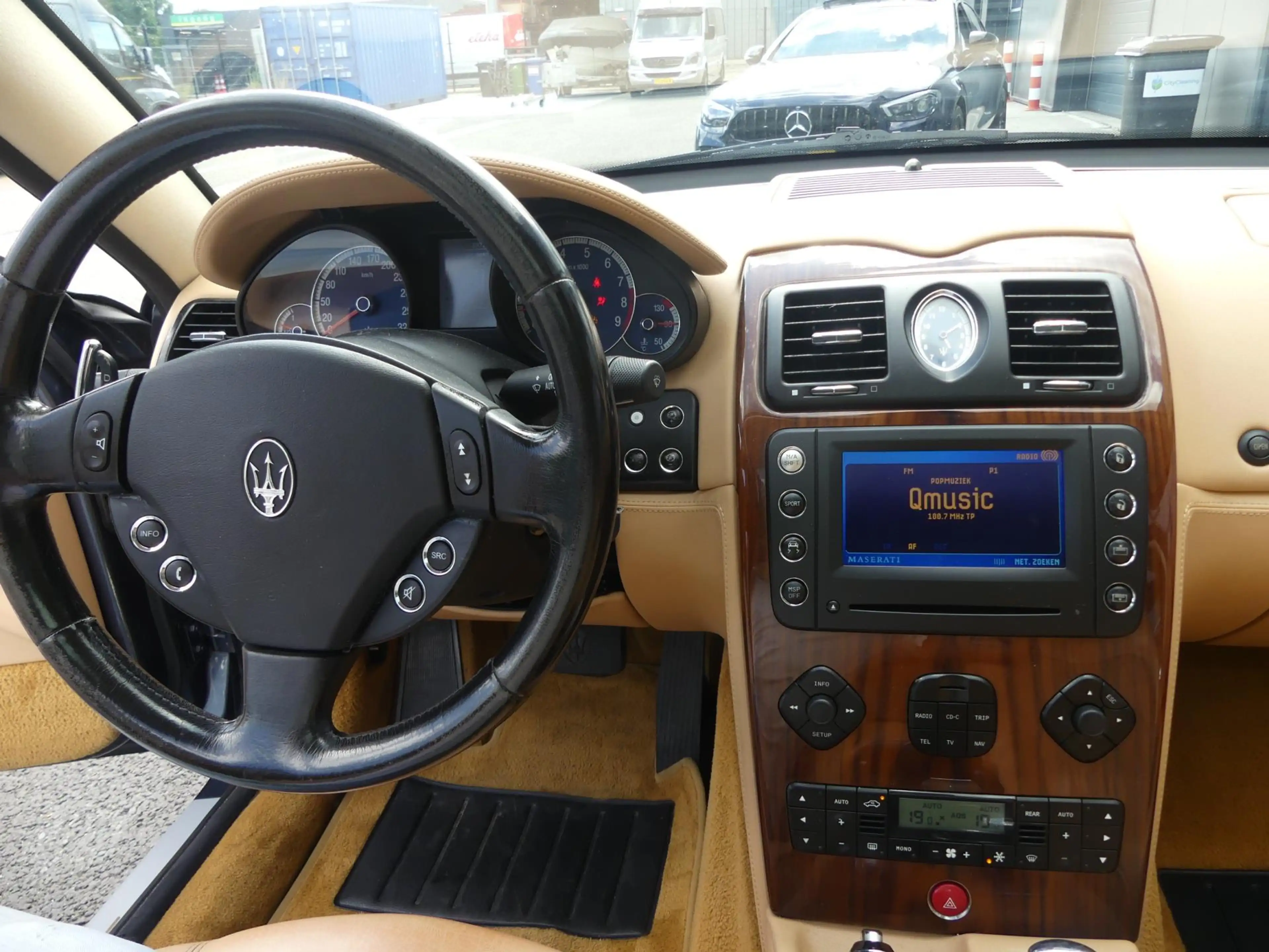 Maserati Quattroporte 4.2 V8 401PK Duo Select YOUNGTIMER Navi Schuifdak — photo 16