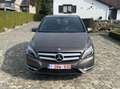 Mercedes-Benz B 180 Beige - thumbnail 2