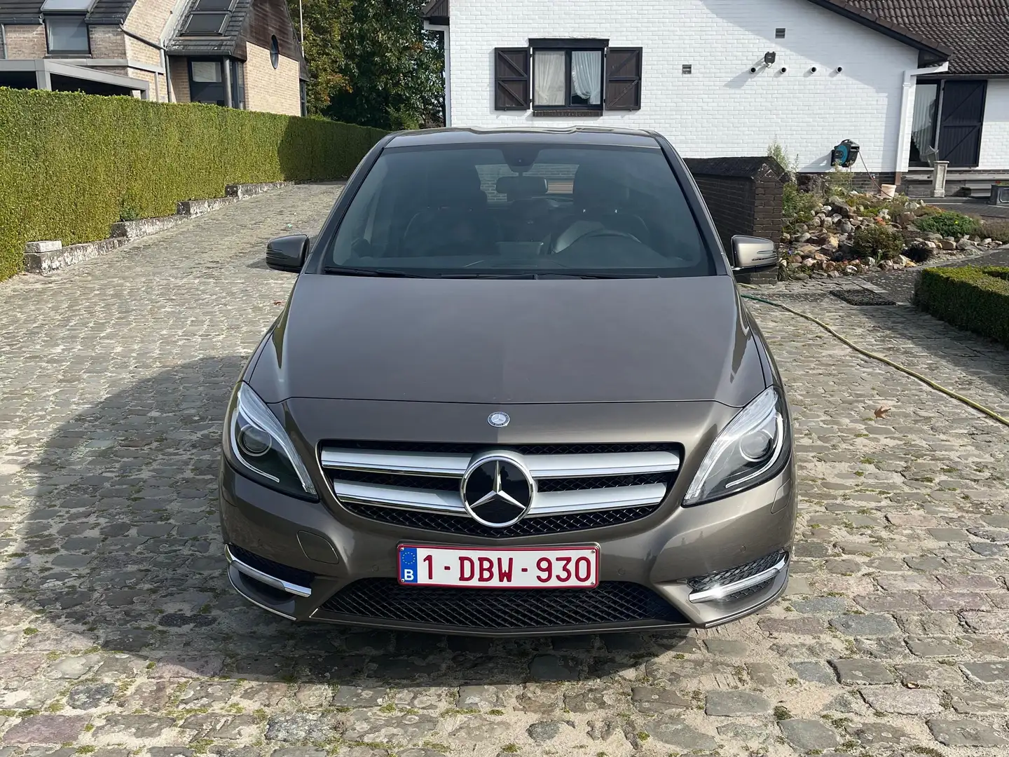 Mercedes-Benz B 180 Beige - 2