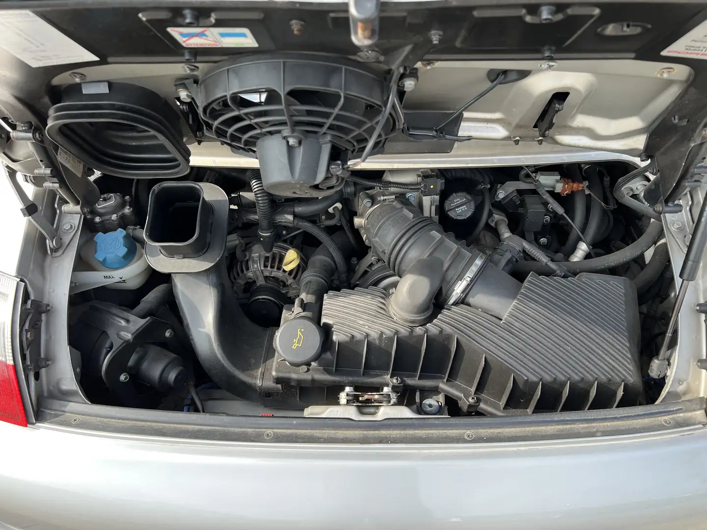 Porsche 996 911 Carrera - 2