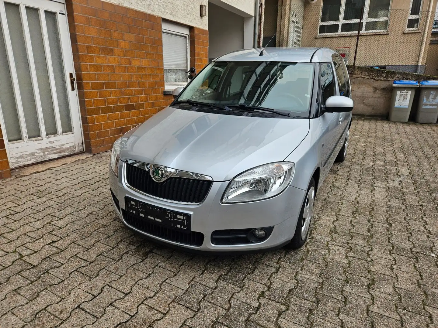 Skoda Roomster Style 1.9 TDI / 2.Hand / TÜV NEU Argent - 2