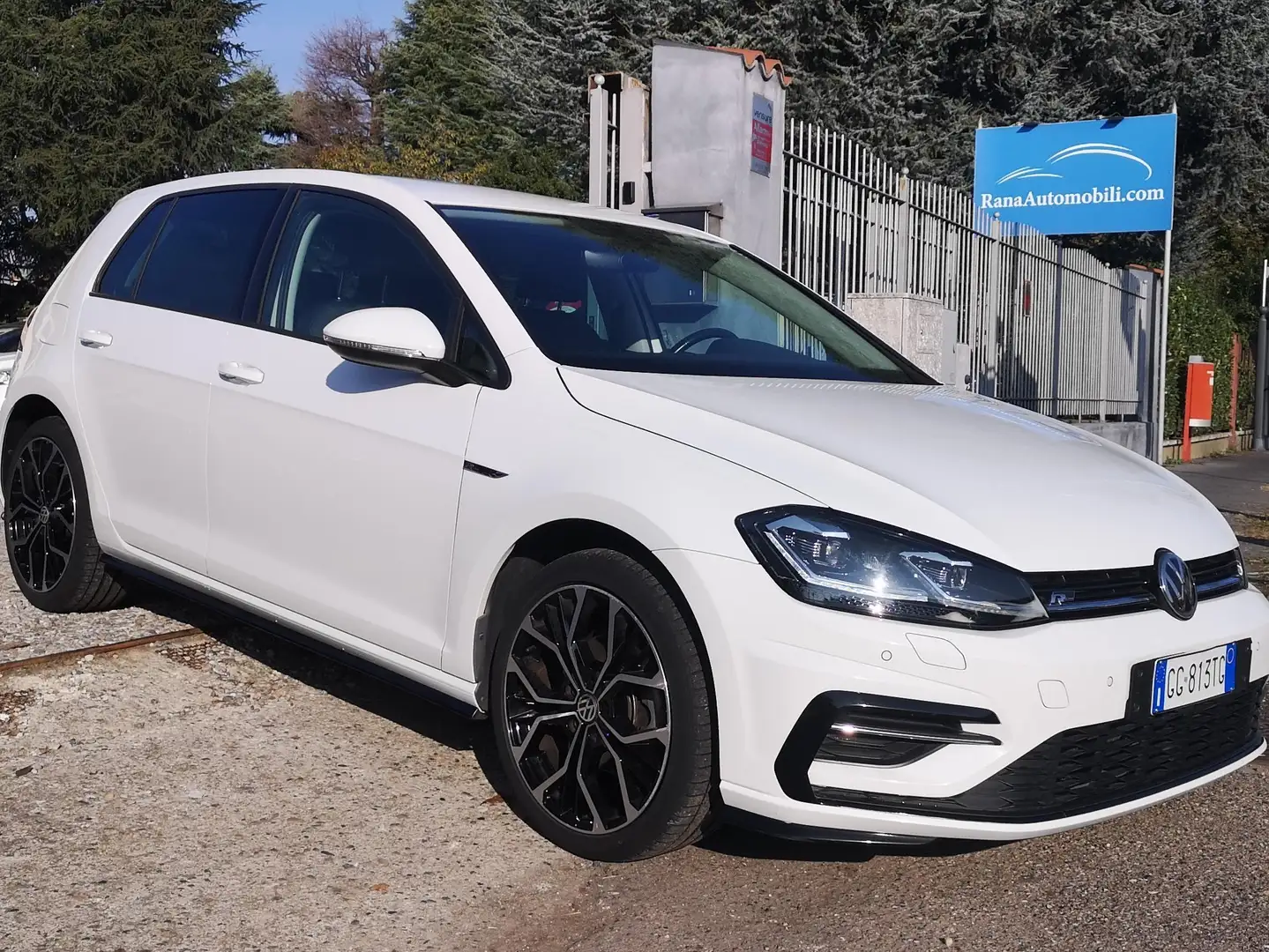 Volkswagen Golf 5p. 1.4 TSI DSG R-Line 150cv FULL OPTIONAL Wit - 1