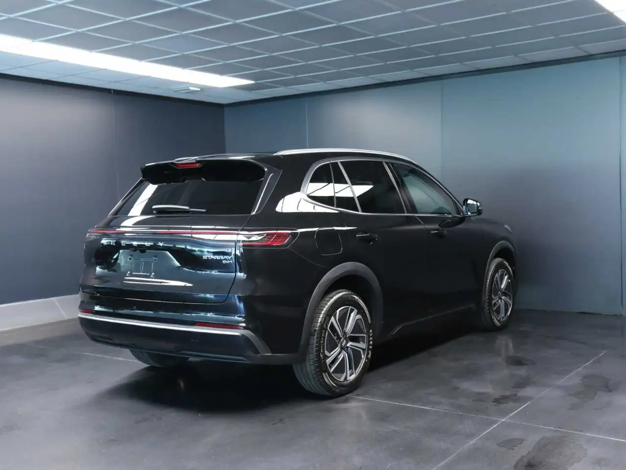 Geely Starray EM-i 2026