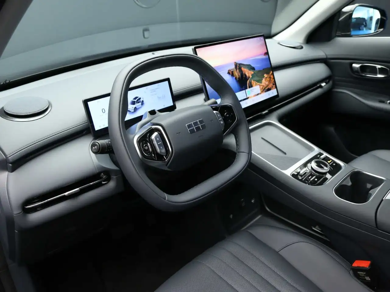Geely Starray EM-i 2026 — фото 10