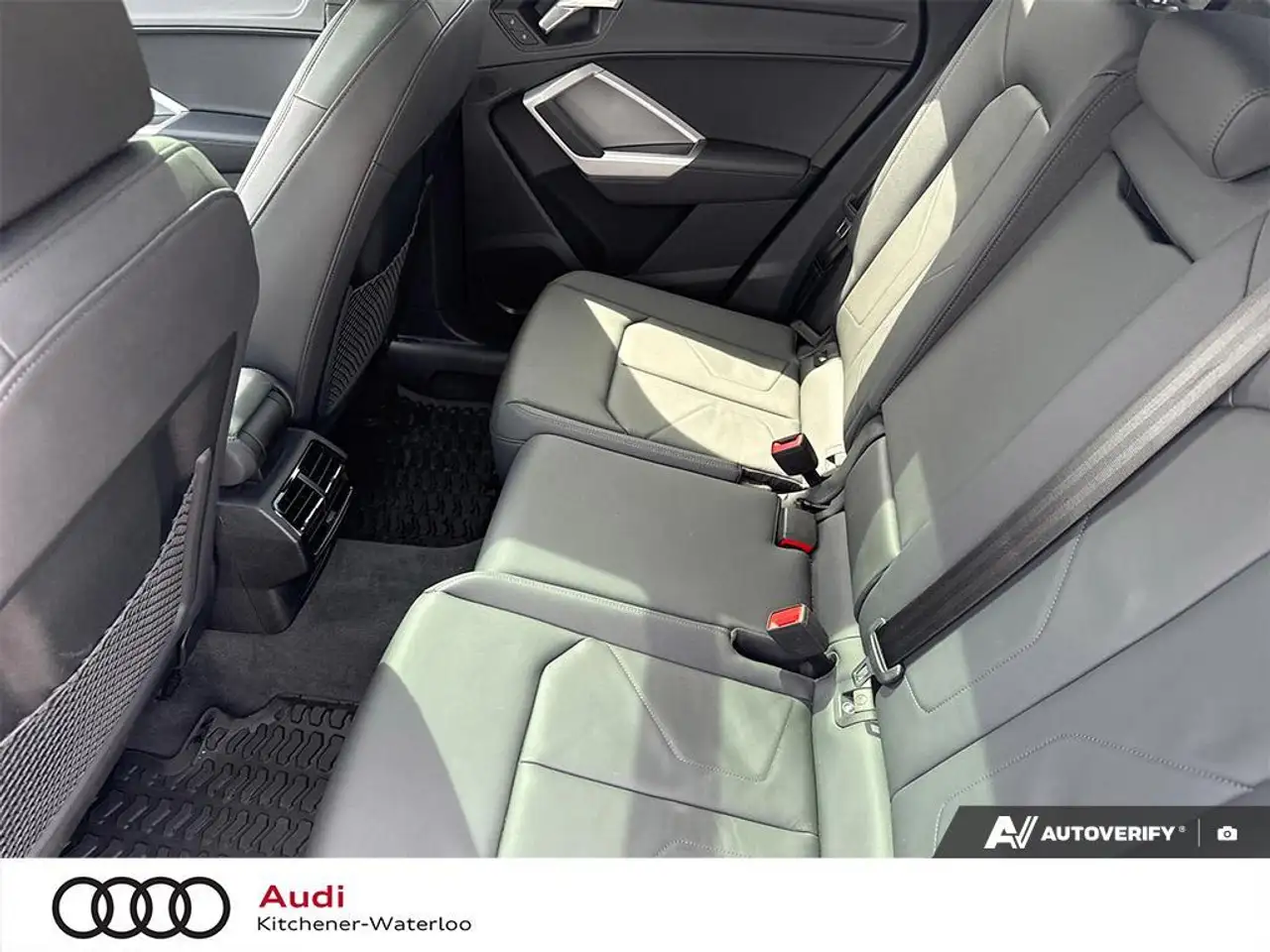 Audi Q3 fotografie Audi Q3