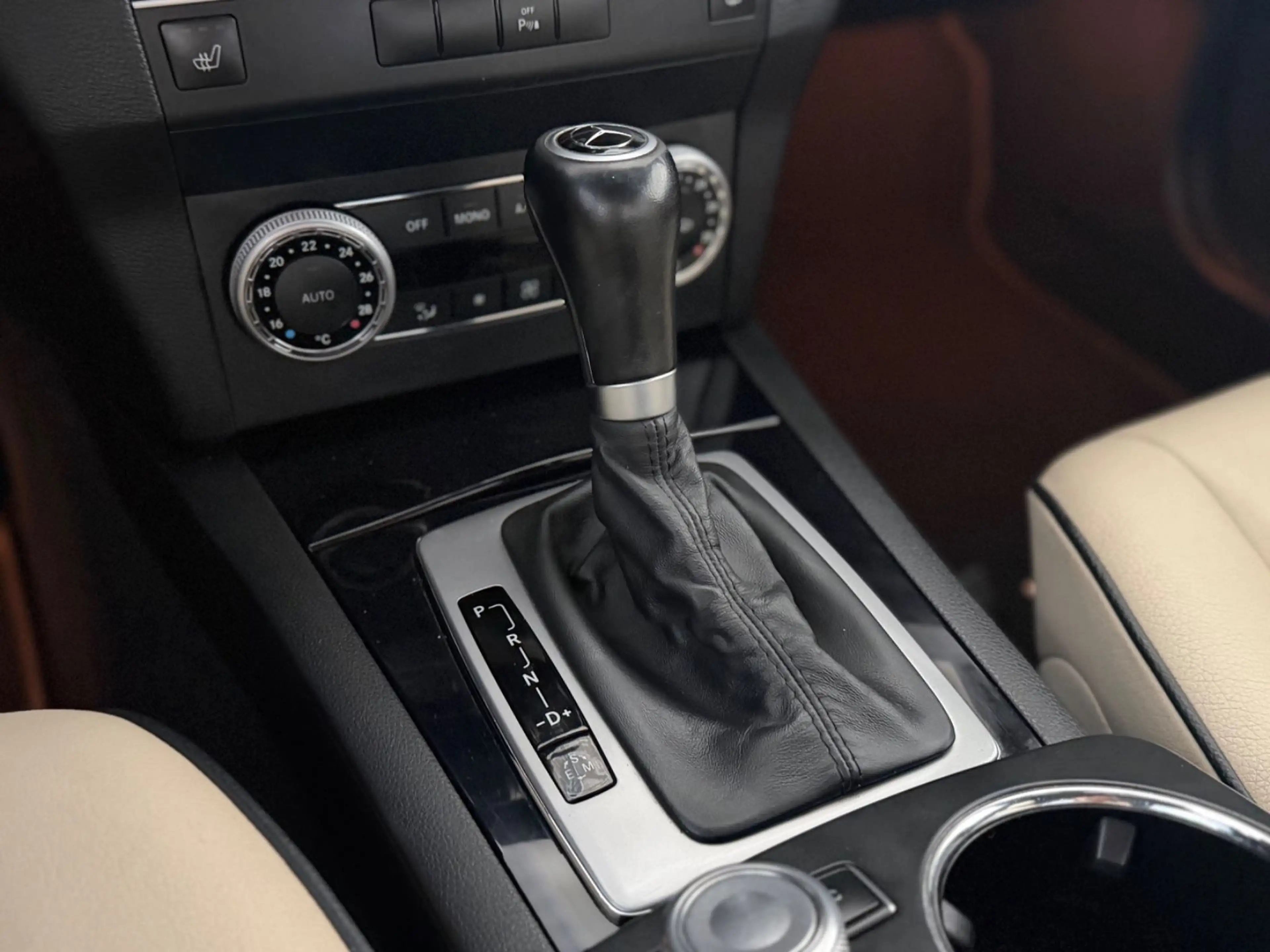 Mercedes-Benz GLK 350 AMG CDI 4Matic — photo 23