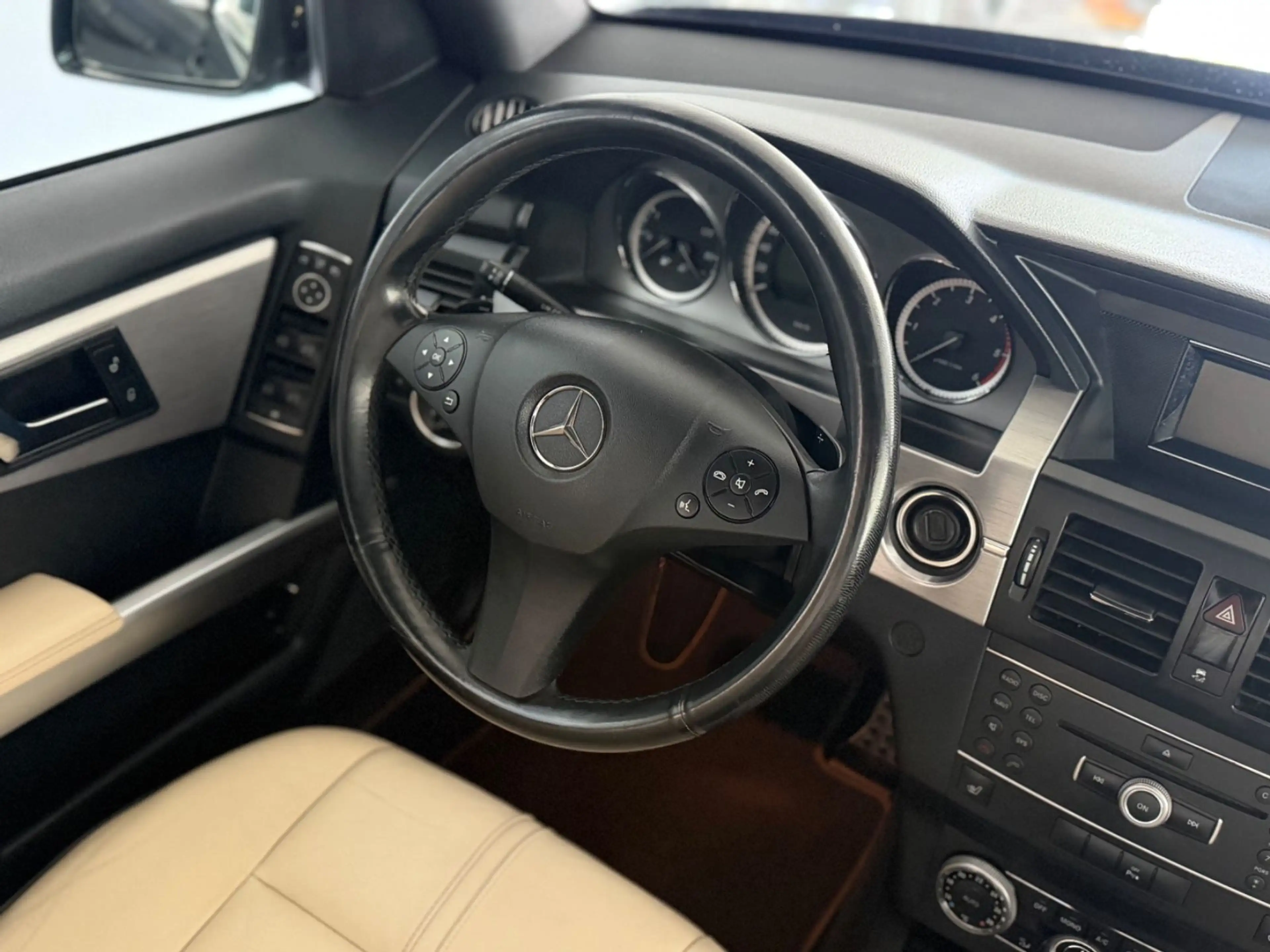 Mercedes-Benz GLK 350 AMG CDI 4Matic — photo 20