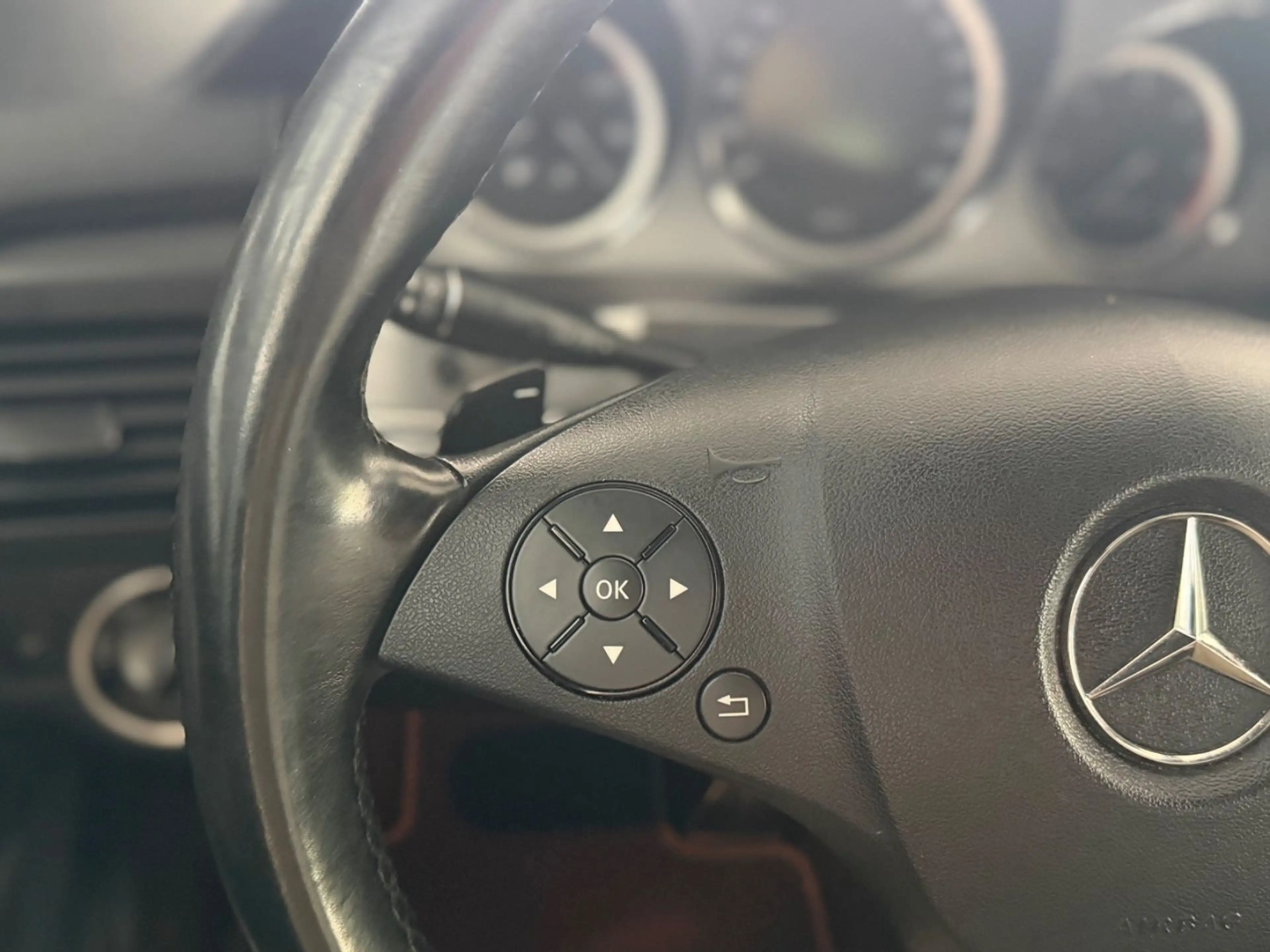 Mercedes-Benz GLK 350 AMG CDI 4Matic — photo 36
