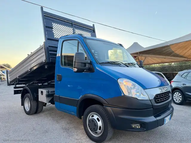 Iveco Daily 35C13 BTor 2.3 HPT RIBALTABILE TRILATERALE