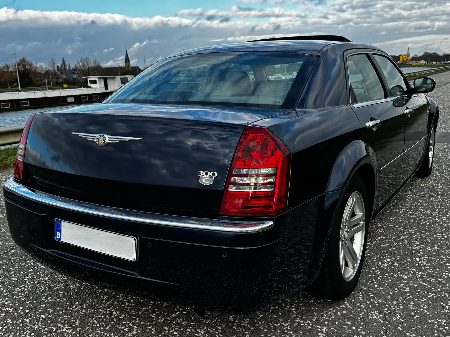 Chrysler 300C 2.7 Automatik 65.000km Full Option ! Bleu - 2