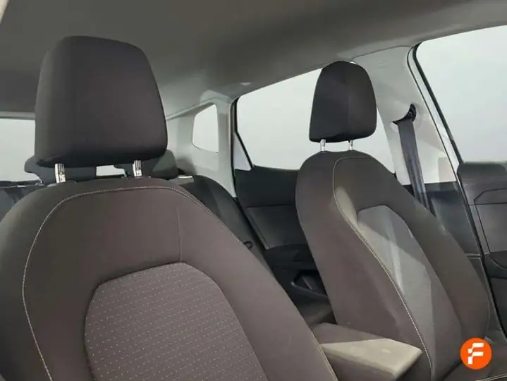 SEAT Arona 2024, foto 12