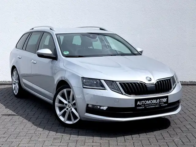Skoda Octavia view 3