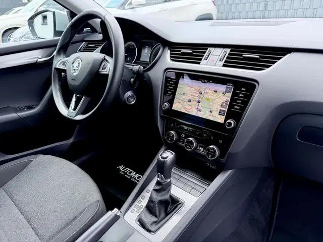 Skoda Octavia view 12