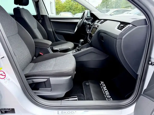 Skoda Octavia view 13