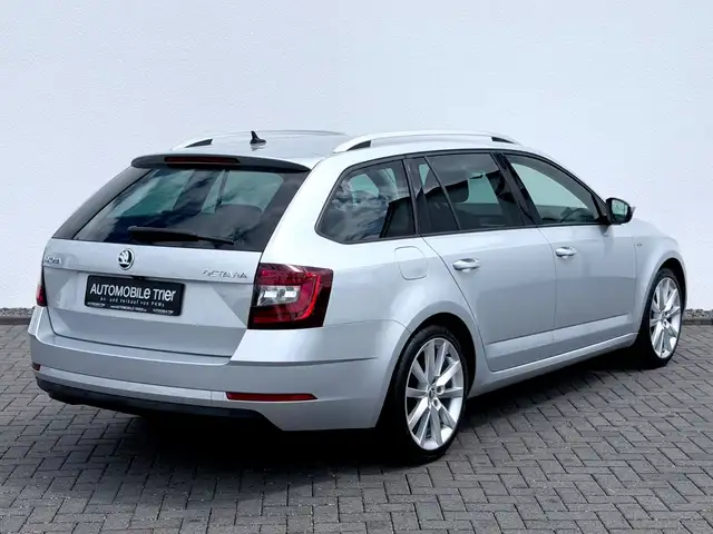 Skoda Octavia view 5