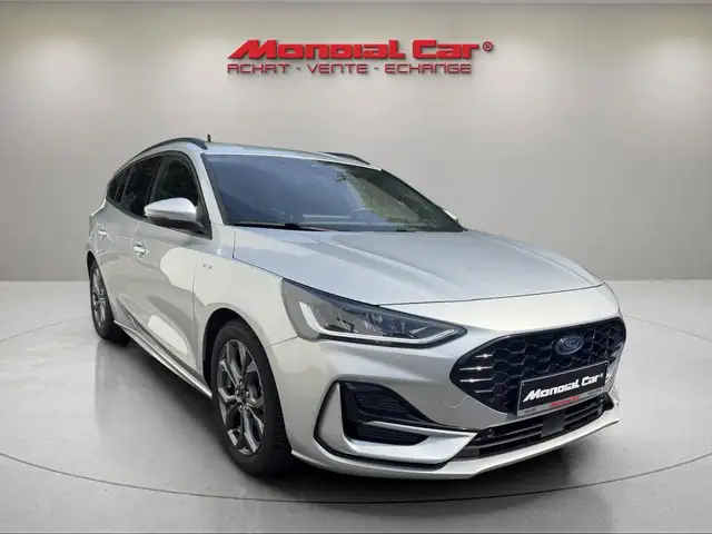 Ford Focus view 4