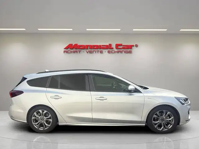 Ford Focus view 5