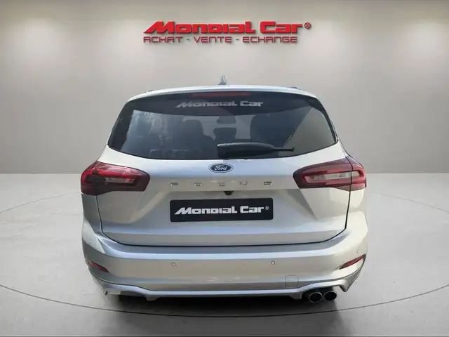 Ford Focus view 7