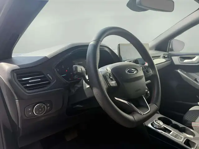 Ford Focus view 11