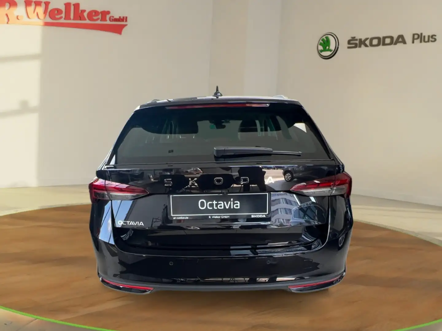 Skoda Octavia Combi Ultimate 2.0 TDI ''Pano.Schiebedach''Matrix- Fekete - 2