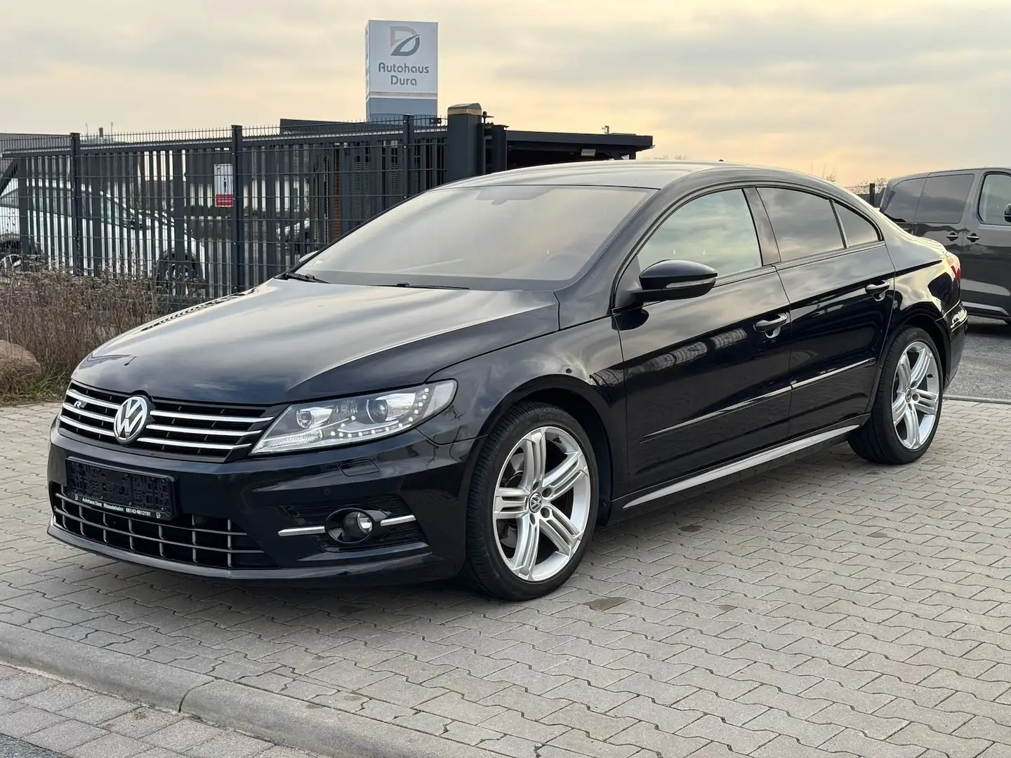 Volkswagen Passat CC Dynamic Black R-Line | Standheizung Negro - 2