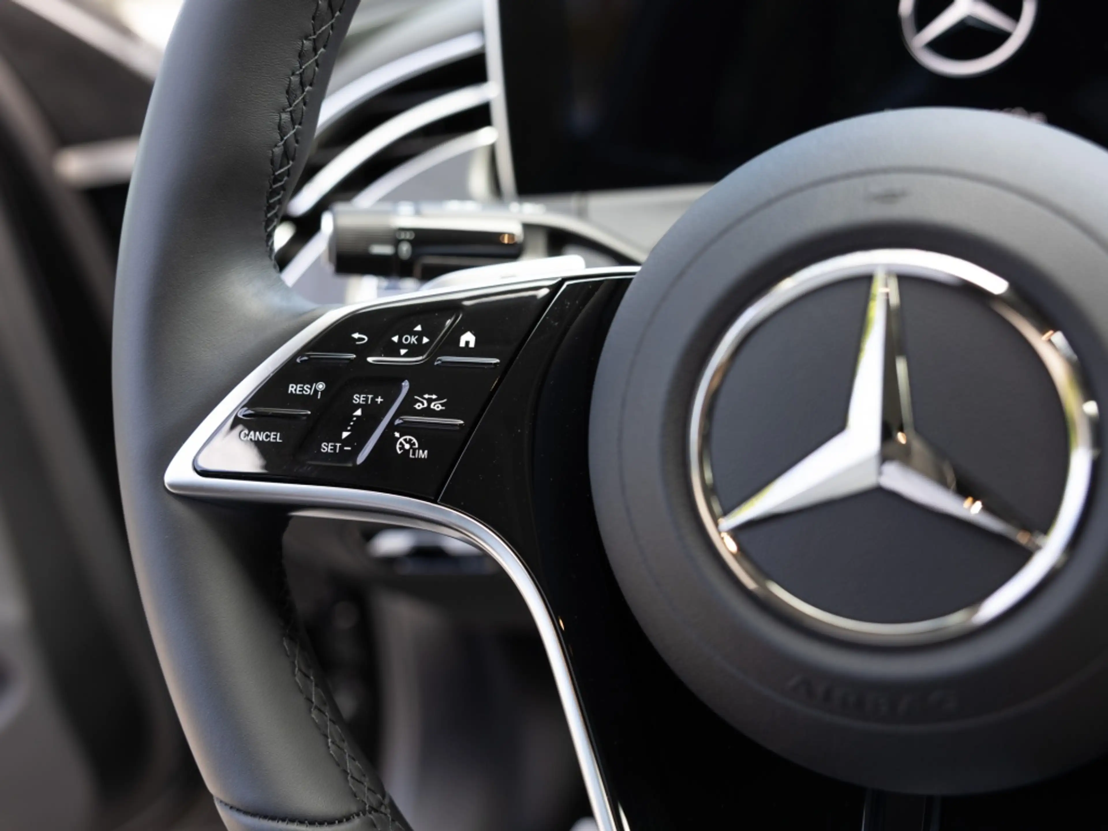 Mercedes-Benz E 200 4M , AVANTGARDE DISTR KAMERA SPUR PDC SHZ — photo 14