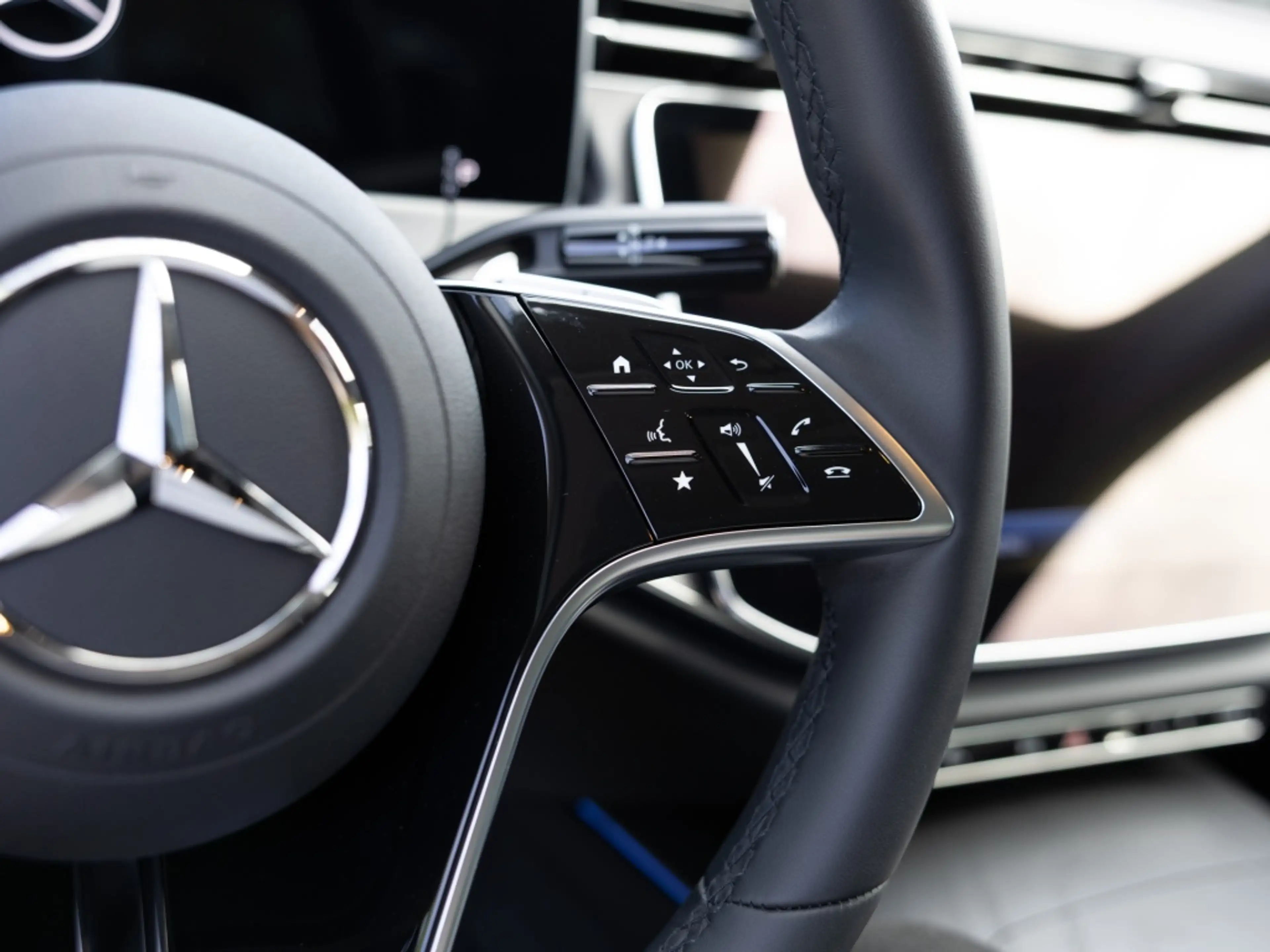 Mercedes-Benz E 200 4M , AVANTGARDE DISTR KAMERA SPUR PDC SHZ — photo 15